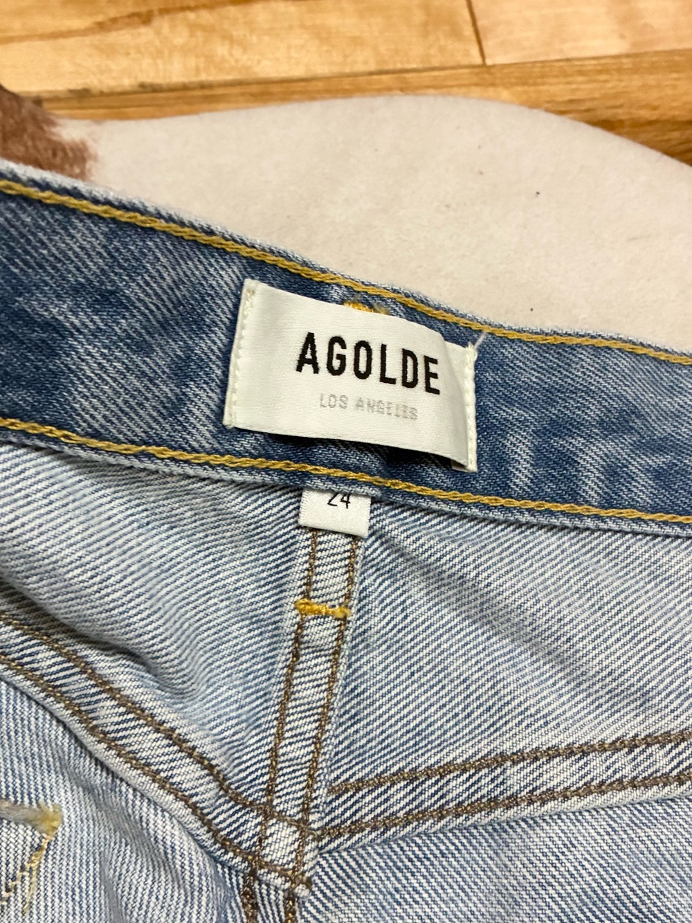 Agolde Parker Denim Shorts - Picture 7 of 9